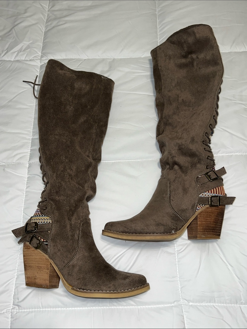 Very G Romero Taupe Faux Suede Lace-Up Knee-High Heeled Boots Size 7.5
